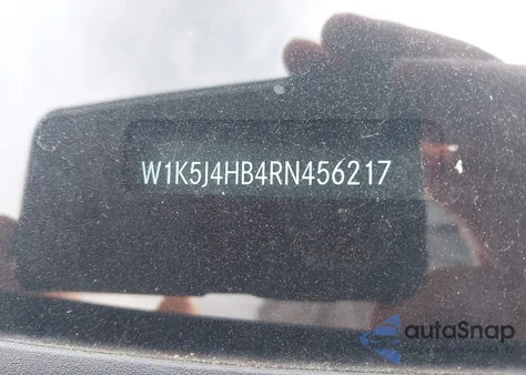 2024 Mercedes-Benz Cla 4Matic z USA, uszkodzony, nr VIN W1K5J4HB4RN456217